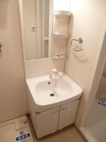 洗面設備　（別タイプ参考写真）スカイコートヌーベル巣鴨　北区滝野川6