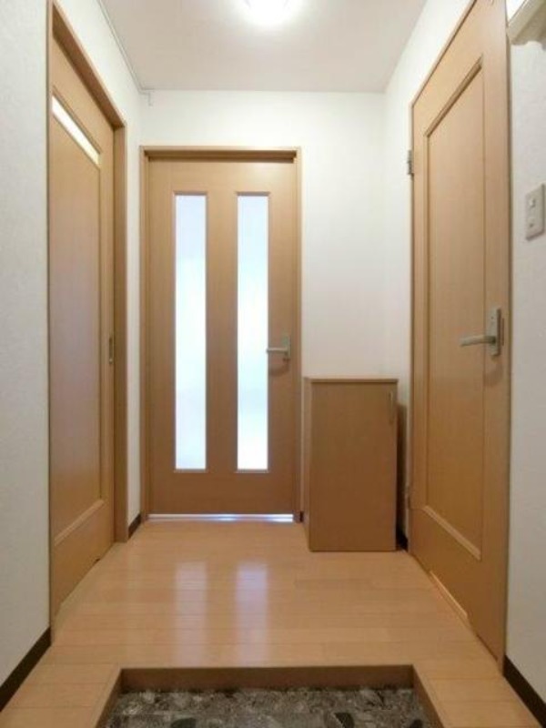 玄関　図面と現状に相違がある場合には現状を優先