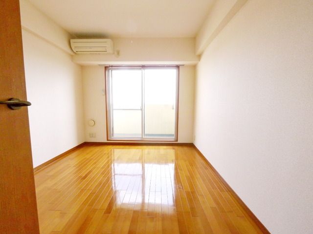 その他部屋・スペース　床材フローリング