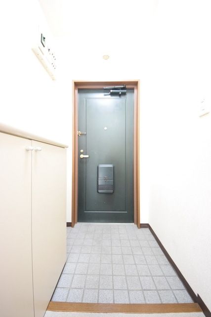 玄関　★お問い合わせはタウンハウジングまで★