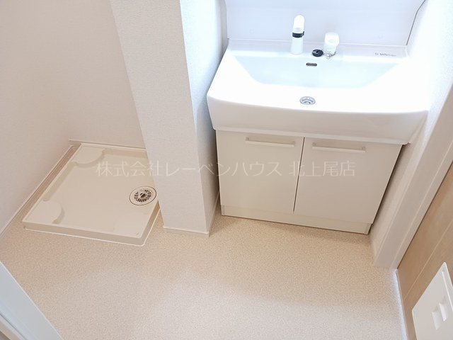 洗面設備　お問合せは048-772-8202