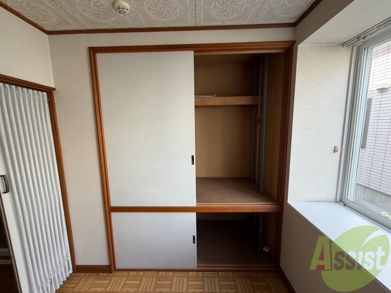 収納　クローゼットがありました。お洋服や荷物はここへ