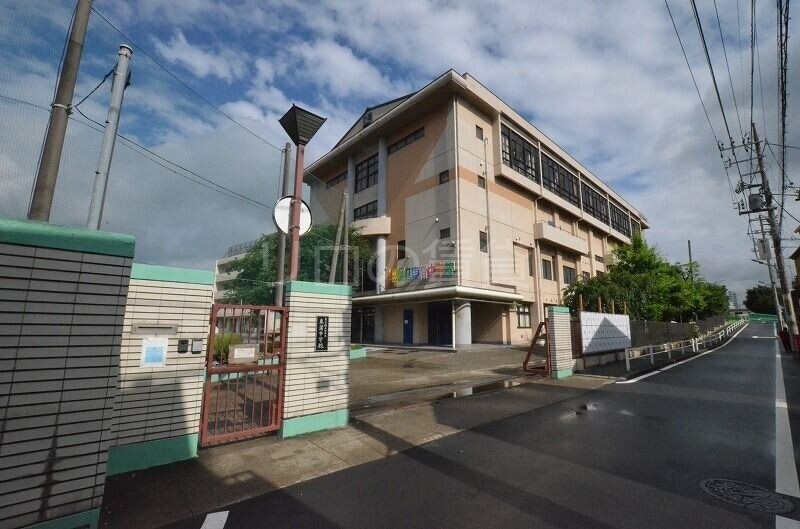 中学校　東蒲中学校（中学校）まで302m