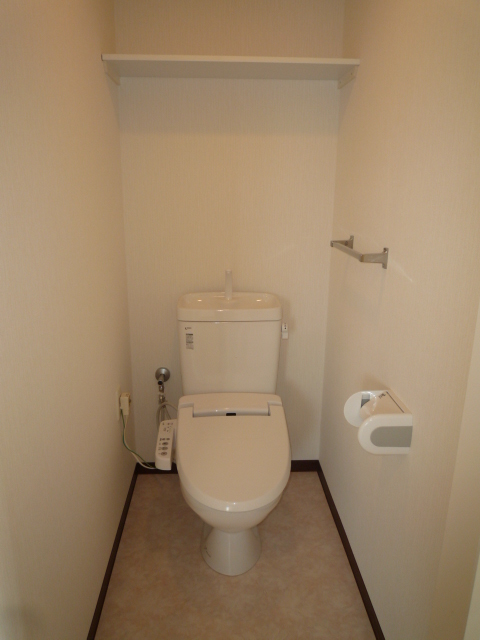 メゾンローリエのトイレ写真
