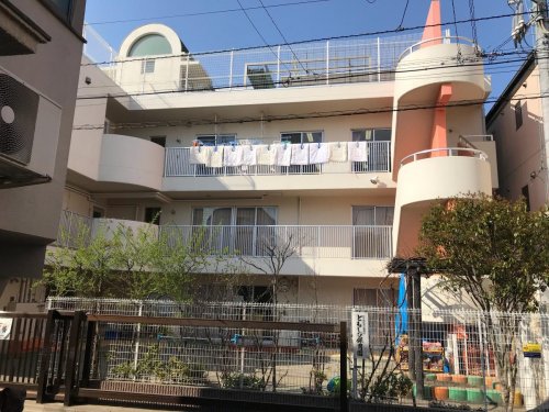 幼稚園・保育園　ともしび保育園（幼稚園・保育園）まで206m