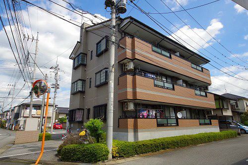建物外観　ベルエアー稲和