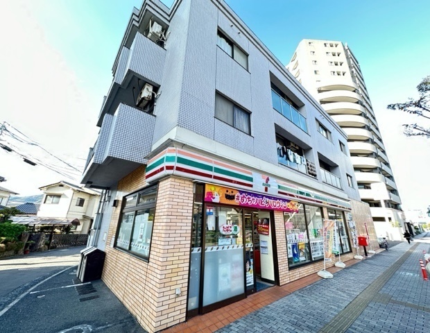 コンビニ　セブンイレブン広島祇園新道店（コンビニ）まで43m