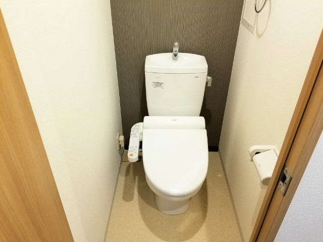 プレサンスみなと元町駅前のトイレ写真