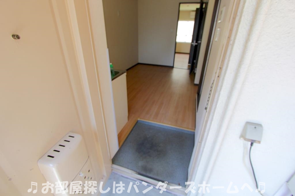 堀建第三ビルの玄関写真