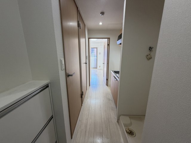 グランエクラ今宮戎の居間写真