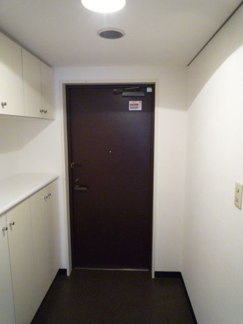 フルール田町の玄関写真