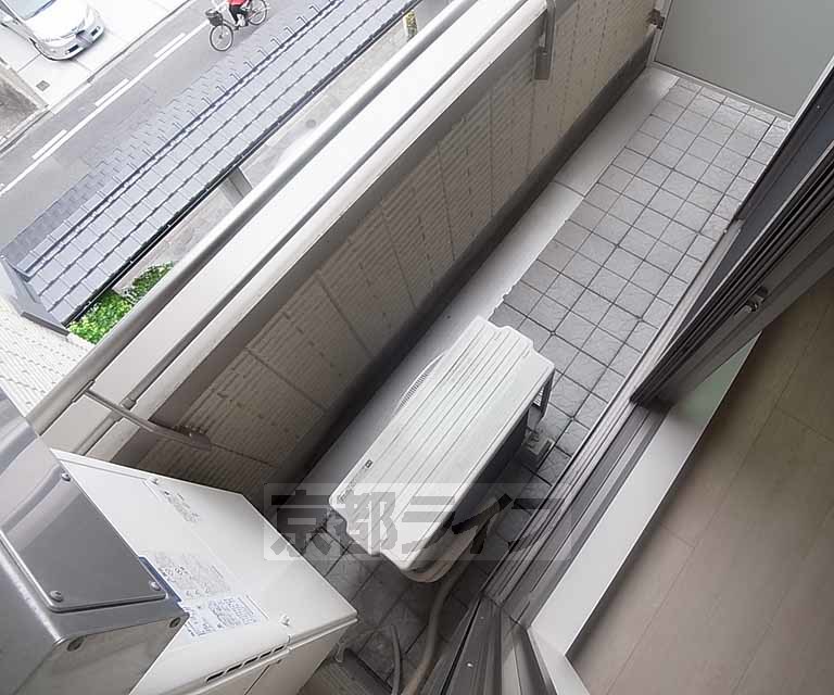 バルコニー　日当りの良いバルコニーです。