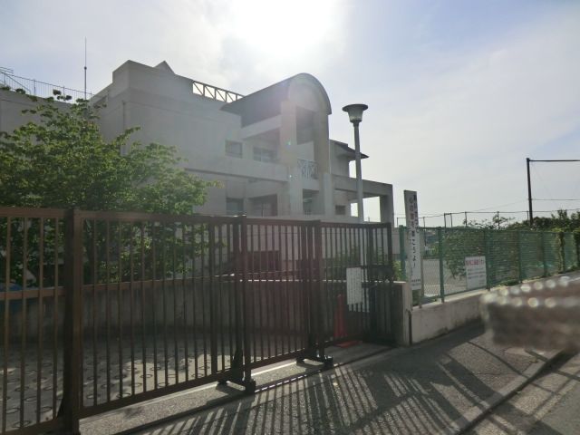 小学校　さつきが丘小学校（小学校）まで349m