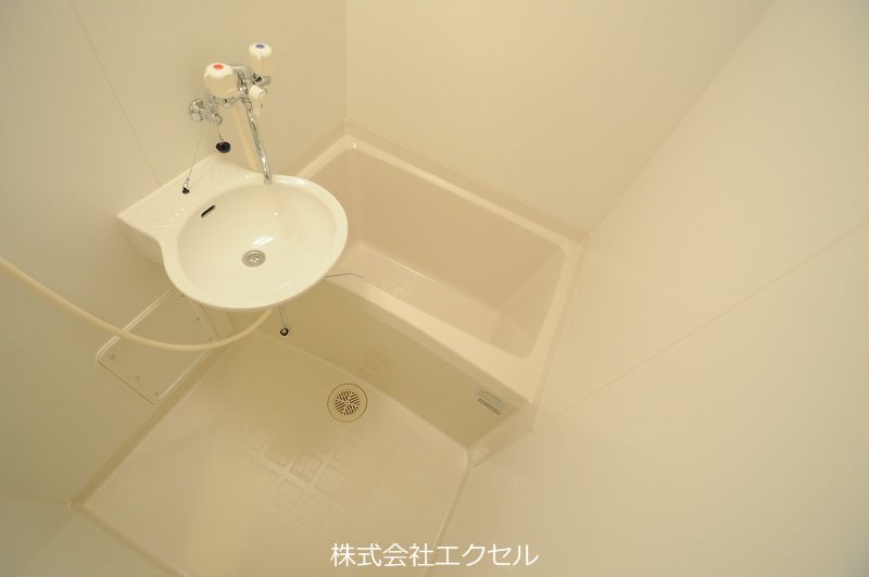 バス・シャワールーム　同等タイプのイメージ写真です。