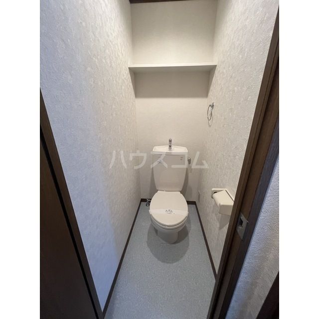 アンプルールクラージュ西青木のトイレ写真