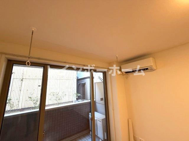 その他設備　※参考写真　反転間取り別部屋