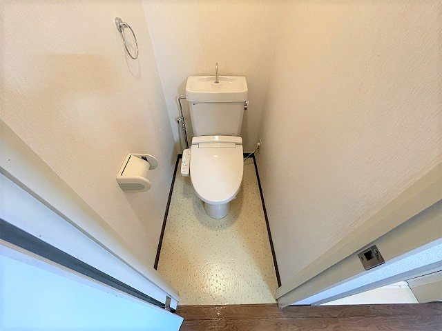 トイレ　同物件別部屋