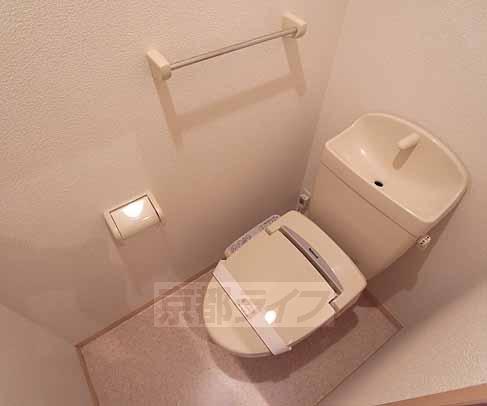 トイレ　ウォシュレット付きのトイレです。