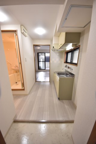 玄関　※別号室参考画像