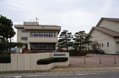 その他　上林小学校（その他）まで900m