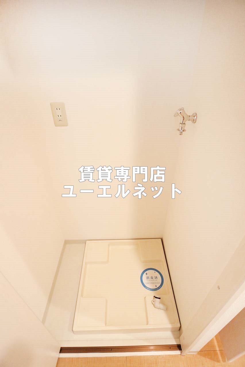 地下鉄御堂筋線 江坂駅 徒歩10分 10階建 築20年の内装写真