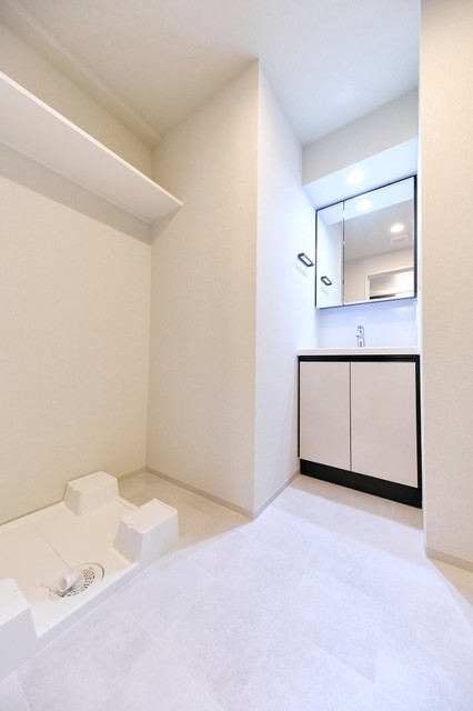 洗面設備　※写真は同タイプ住戸です。