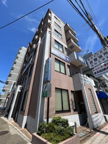 建物外観　敷地内駐輪場あり♪