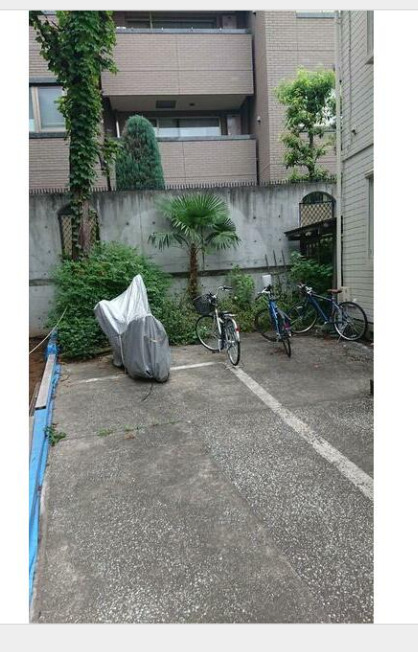 駐車場　建物の共有部分です。