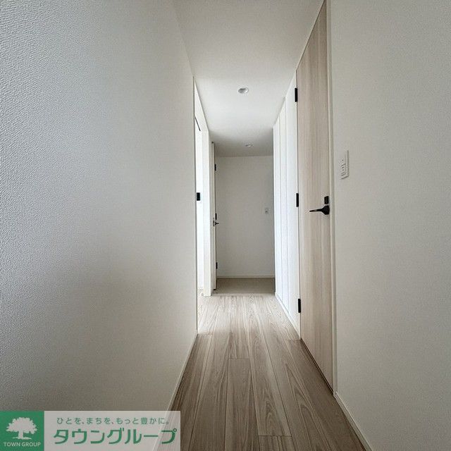 玄関　※写真は同タイプ住戸です。