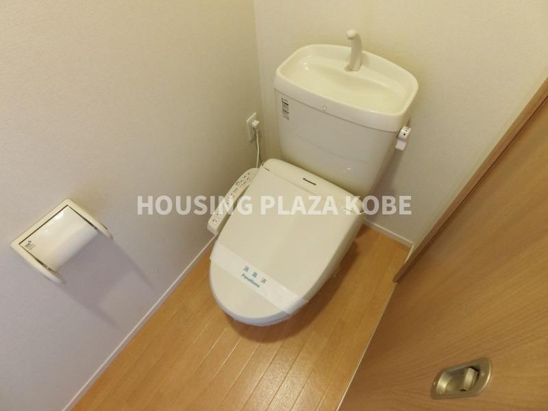 グランディール山手A棟のトイレ写真
