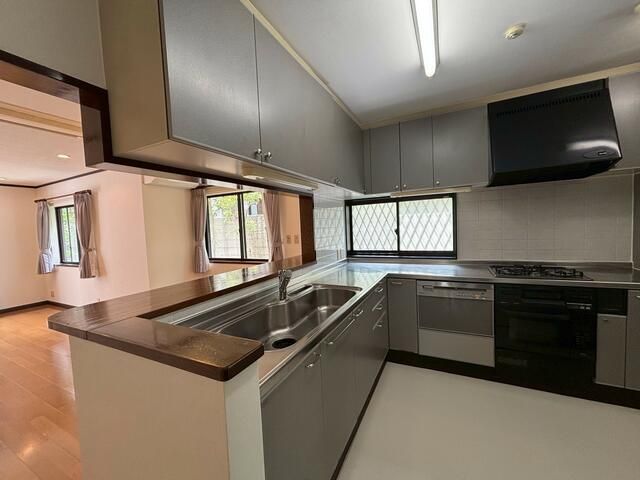 田園調布戸建のキッチン写真