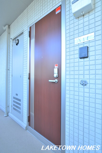 玄関　玄関です。リードフックがあります。
