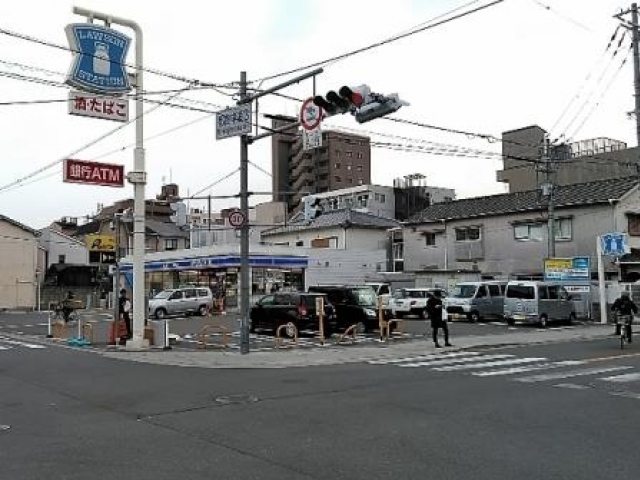 コンビニ　ローソン都島中通三丁目店（コンビニ）まで211m