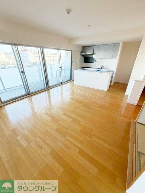 上矢部町マンションの居間写真