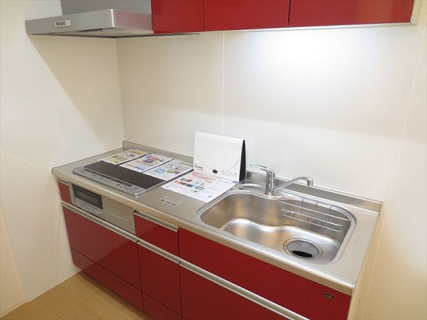 キッチン　3口ＩＨキッチン