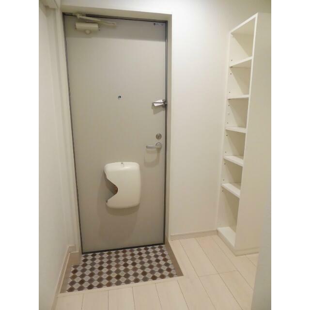 グランソレイユ大倉山の玄関写真