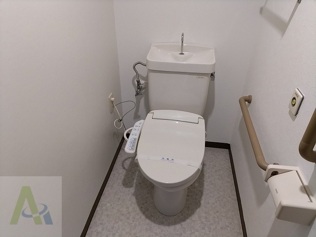 ロワジール山手のトイレ写真