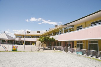 幼稚園・保育園　幼保連携型認定こども園貝沢保育園（幼稚園・保育園）まで514m