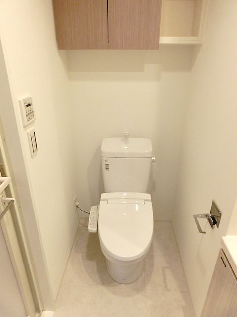 市谷仲之町ビューアパートメントのトイレ写真