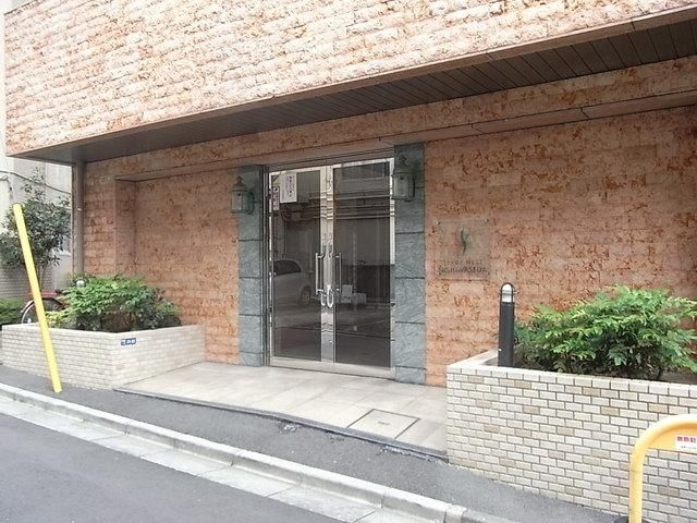 ステージファースト西早稲田の外観写真