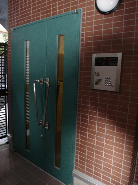 Bell house Asagayaの玄関写真