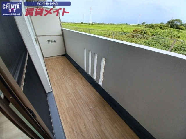 バルコニー　同物件別室の画像です