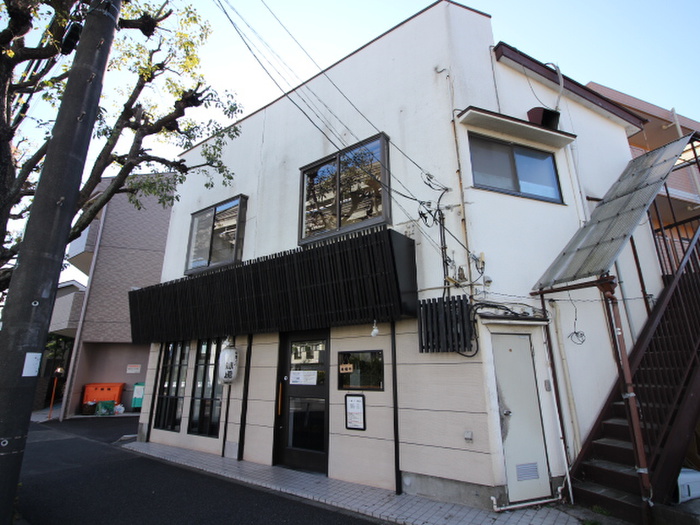 飲食店　ラーメン屋（飲食店）まで440m