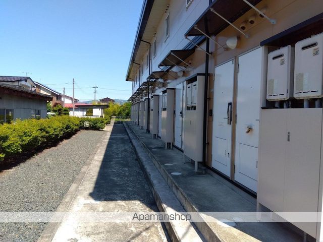 レオパレス雅の外観写真