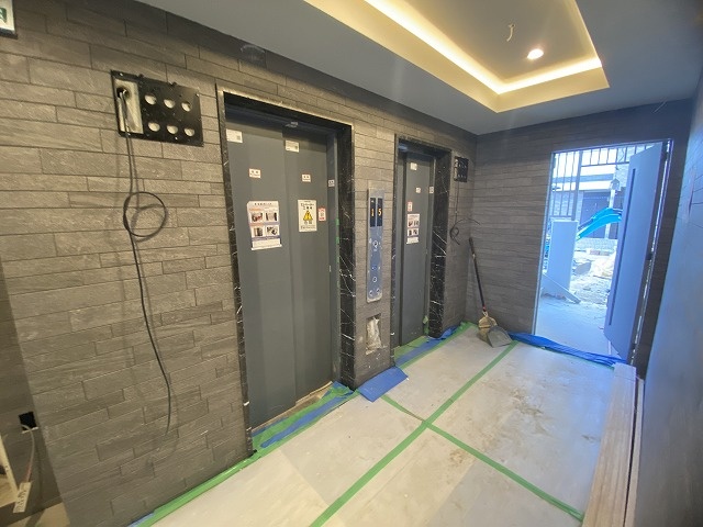 ロビー　建設中