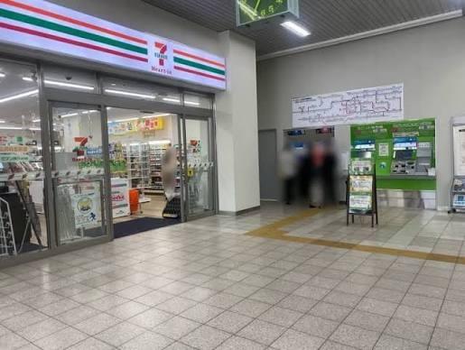 コンビニ　ハートイン 吹田朝日町店（コンビニ）まで515m