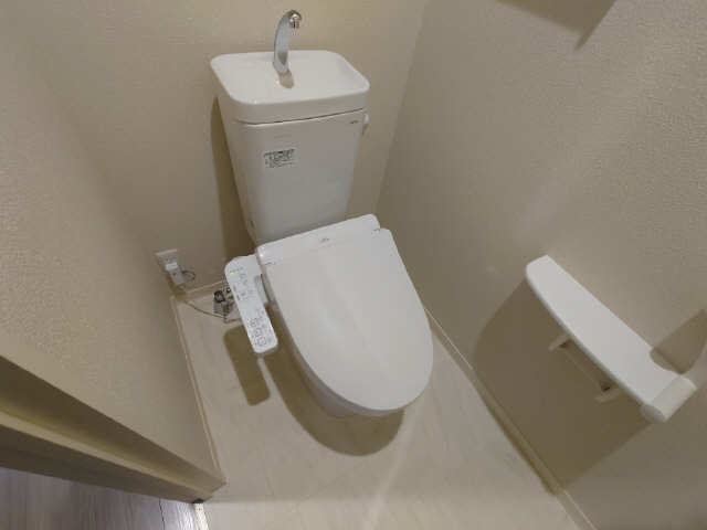 グランツ ソーレのトイレ写真