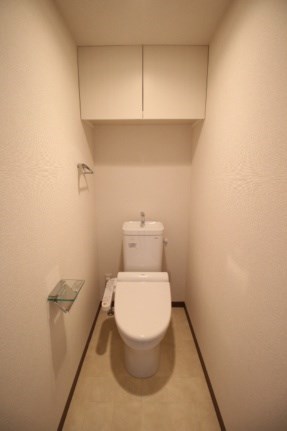 CLARINSのトイレ写真