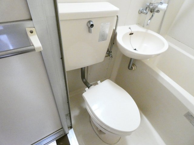 トイレ　別号室・参考写真です。