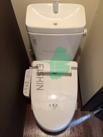 トイレ　清潔感のあるトイレです。